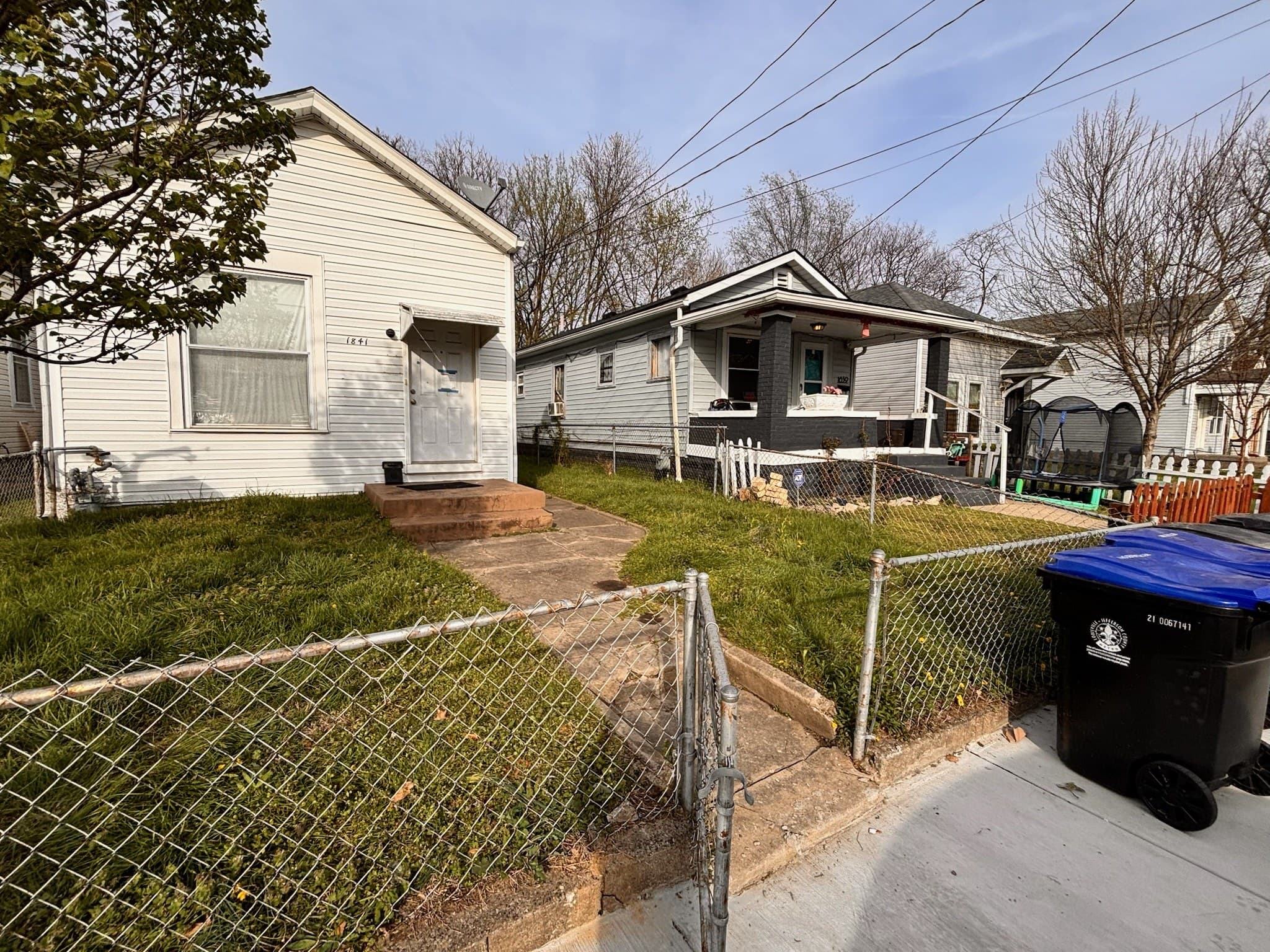 Cleared yard after a Bag It Up house cleanout